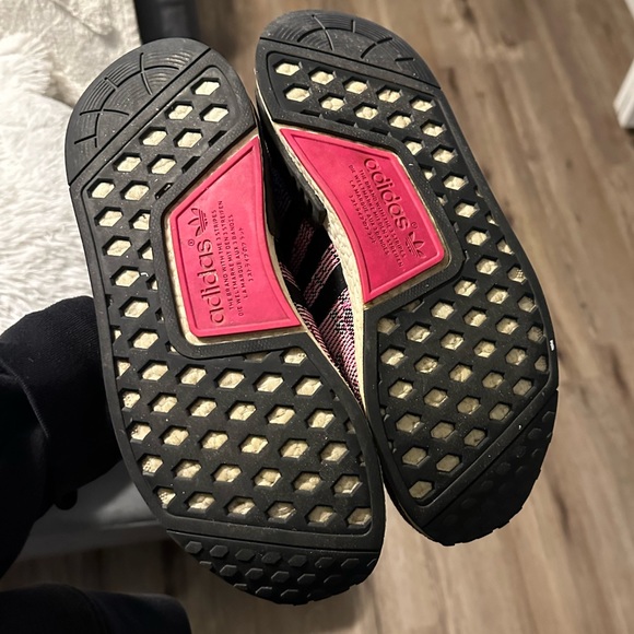 Adidas NMD R1 primeknit shoe - Picture 6 of 7